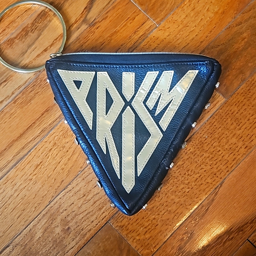 Prism Clutch